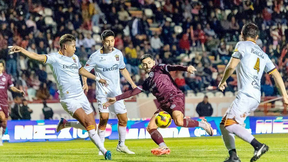 Partido de Mineros y Leones Negros